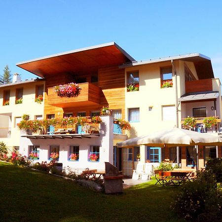 Garni Enrosadira Hotel Vigo di Fassa Exterior foto